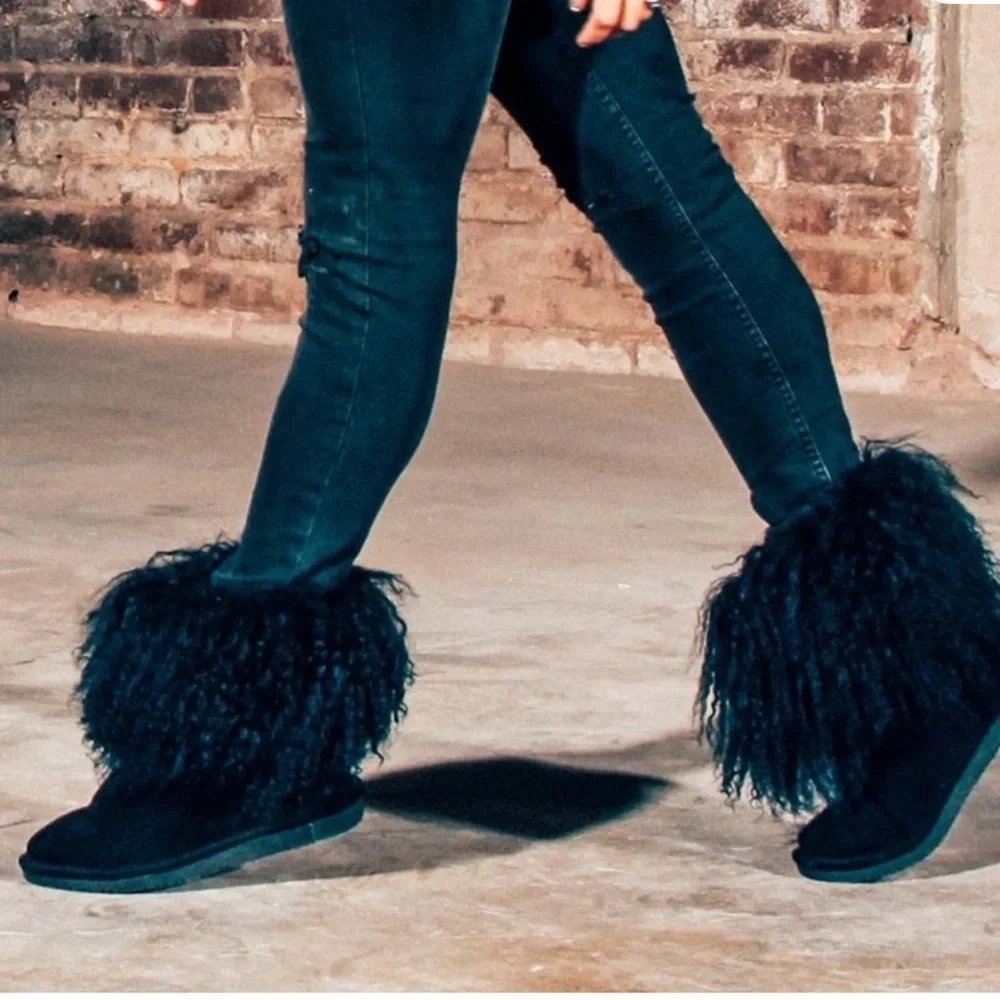 Bearpaw Boo Bootie Winter Boot Fuzzy Lamb Fur Cuff Suede Black Size 9